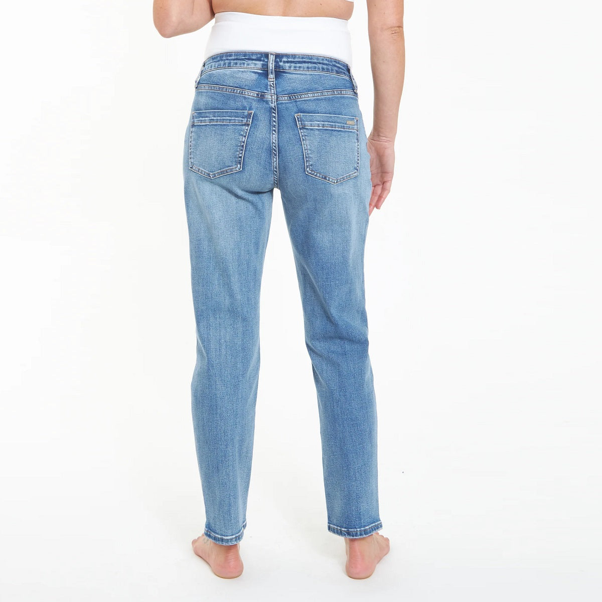 Vintage Wash Hunter Over Bump Crop Jean