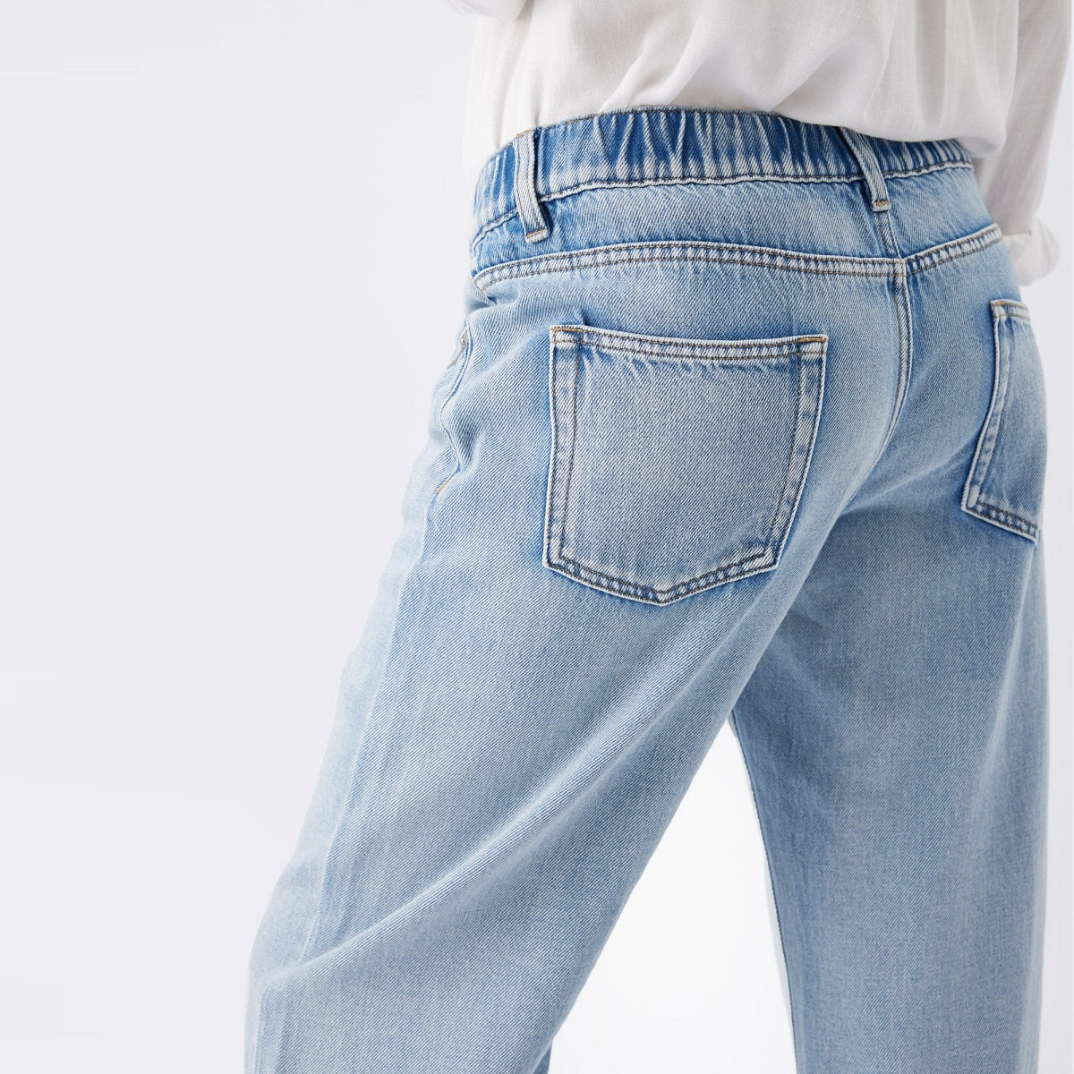 Light Wash Billie Elastic Waist Jean