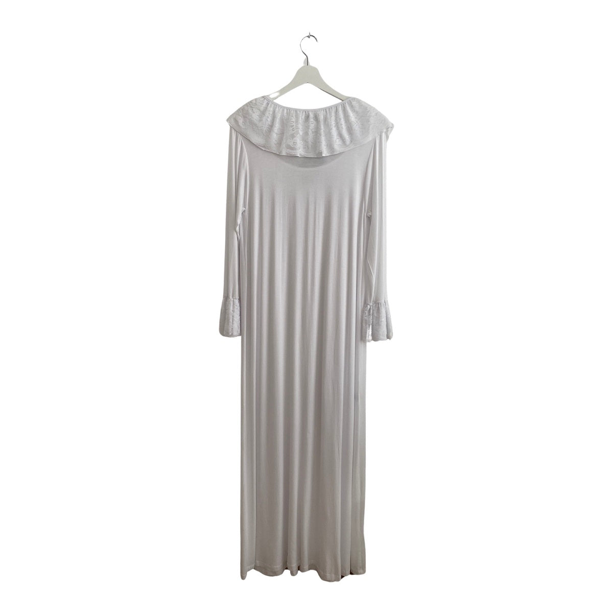 White Aurora Nightgown & Robe