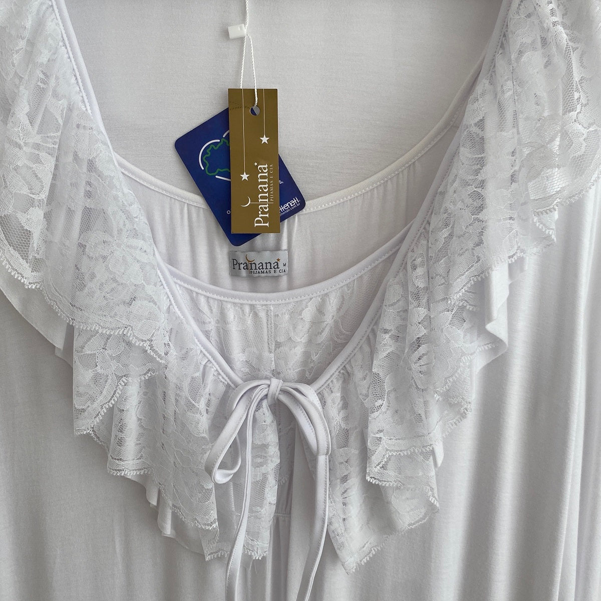 White Aurora Nightgown & Robe