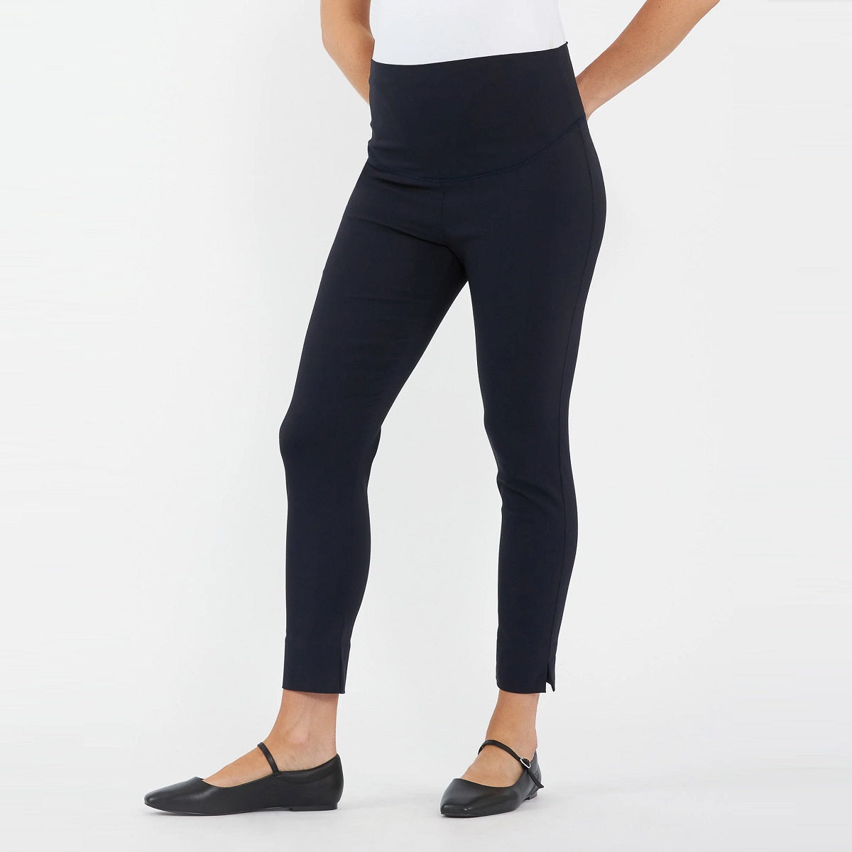 Navy Suzie Capri Pant