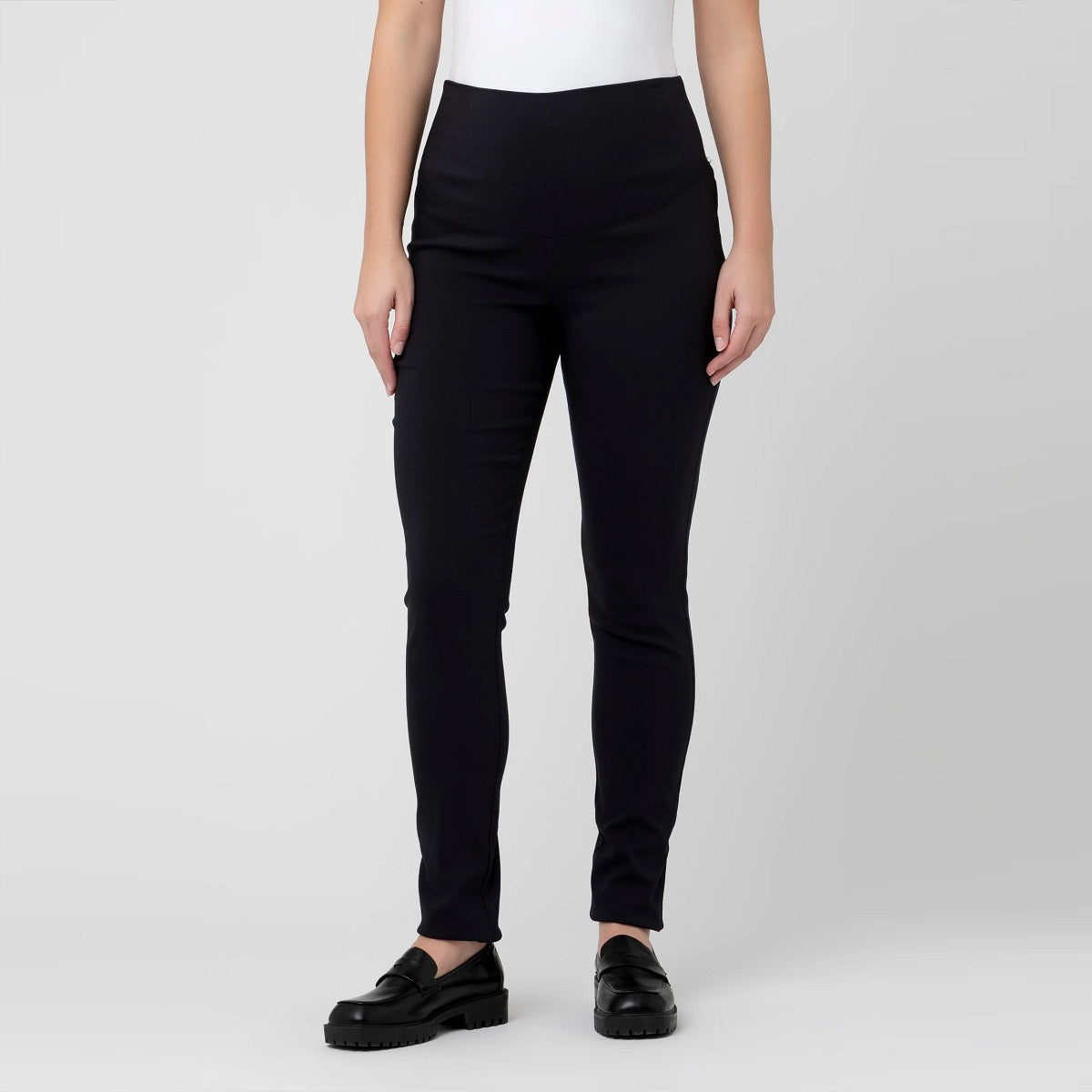 Navy Suzie Super Straight Pant